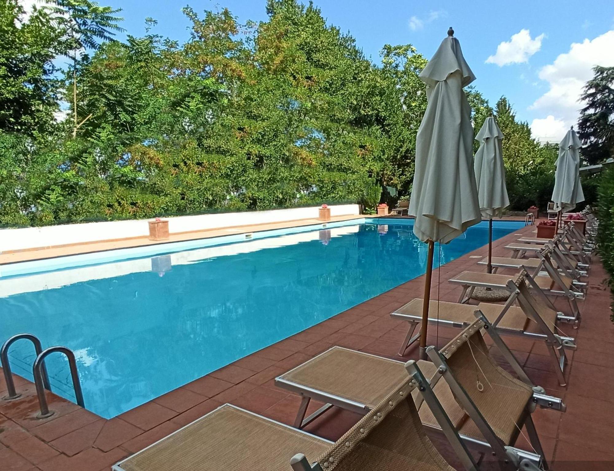 Aurelia Antica Terrace Apt Free Pool And Parking 罗马 外观 照片